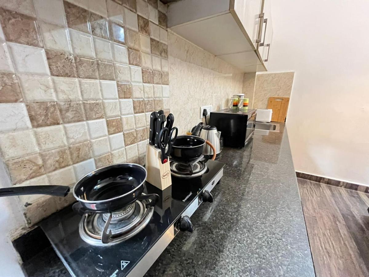 Bedchambers Serviced Apartments, Hyderabad Exteriör bild
