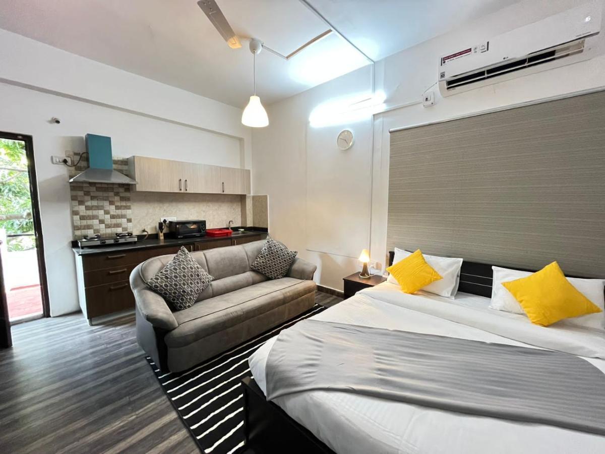 Bedchambers Serviced Apartments, Hyderabad Exteriör bild