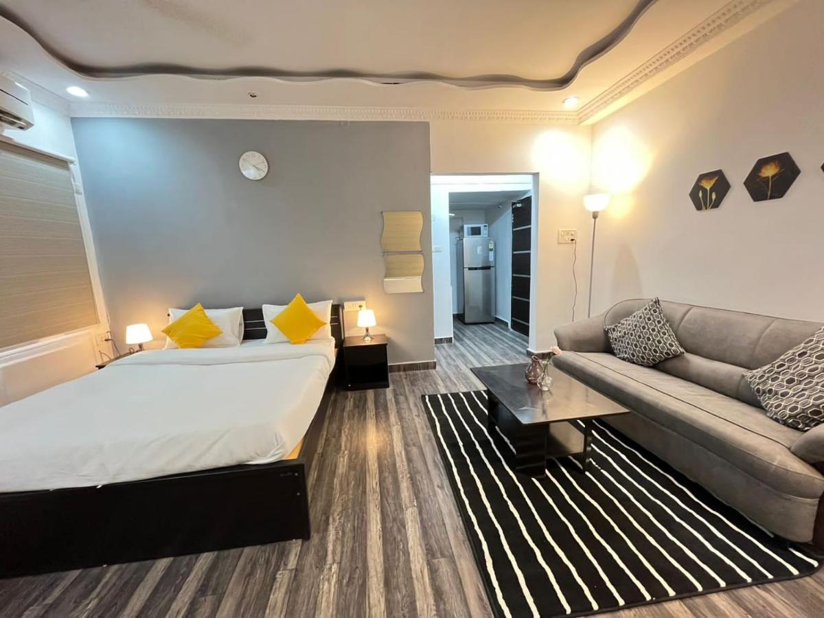 Bedchambers Serviced Apartments, Hyderabad Exteriör bild
