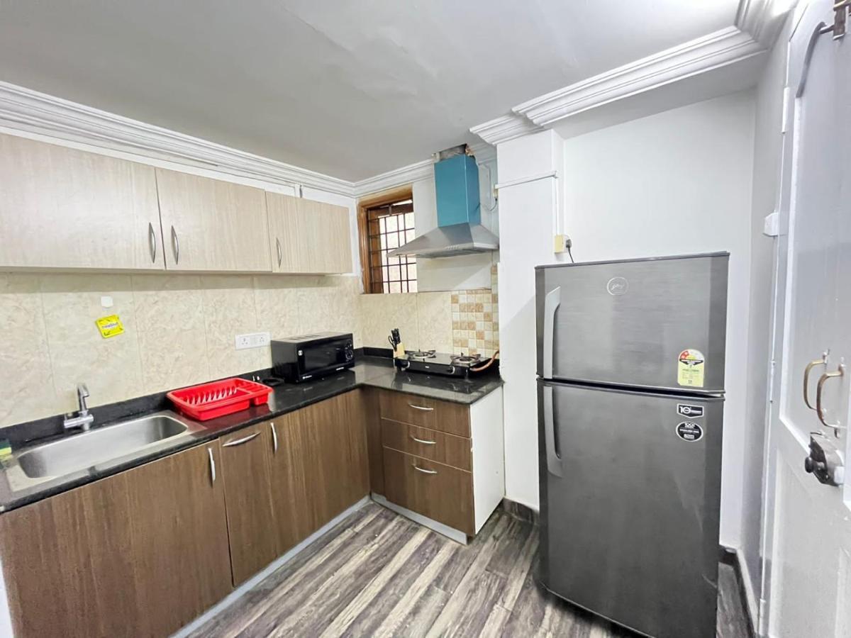 Bedchambers Serviced Apartments, Hyderabad Exteriör bild